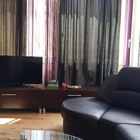 Holiday House *