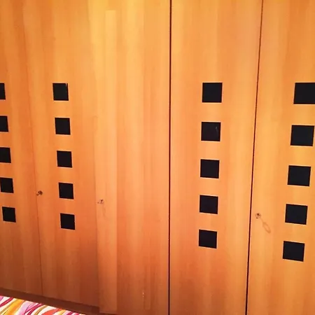 아파트 Holiday House
