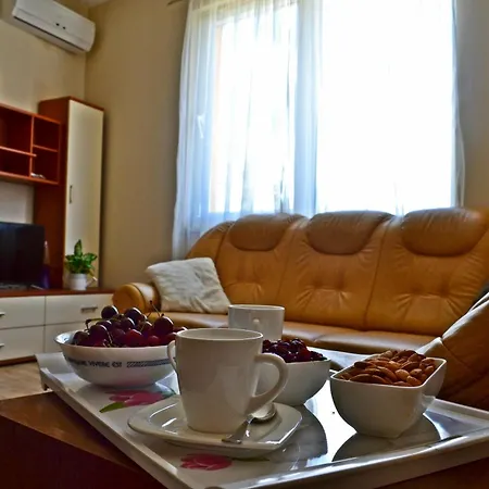 شقة Holiday House *