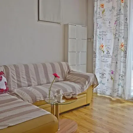 شقة Holiday House
