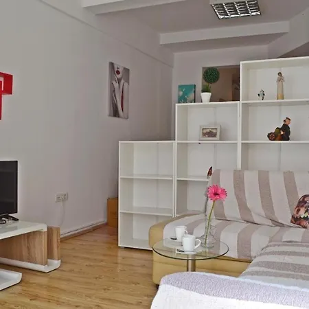 Holiday House * سبليت