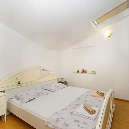 Holiday House شقة سبليت