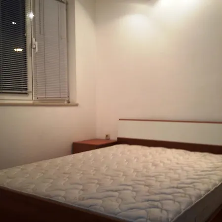 Holiday House *