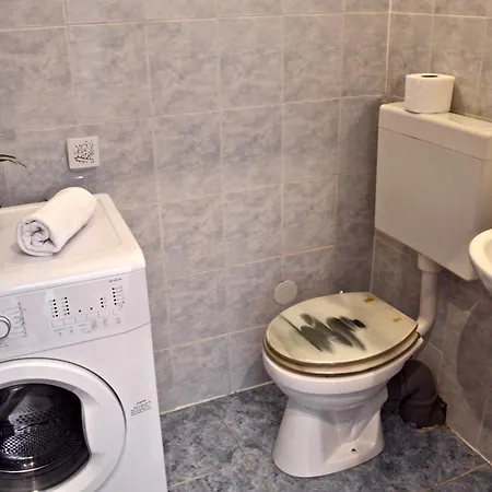 House ספליט