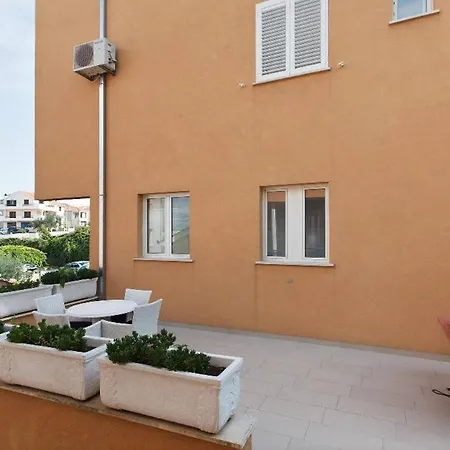 شقة Holiday House *